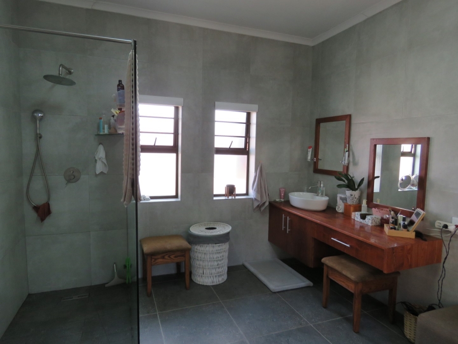 3 Bedroom Property for Sale in Seafield Eastern Cape
